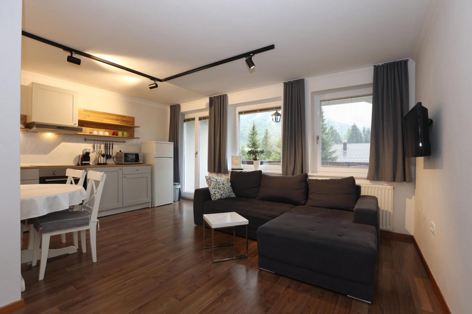 Edelweiss Rooms&app 3* Kranjska Gora